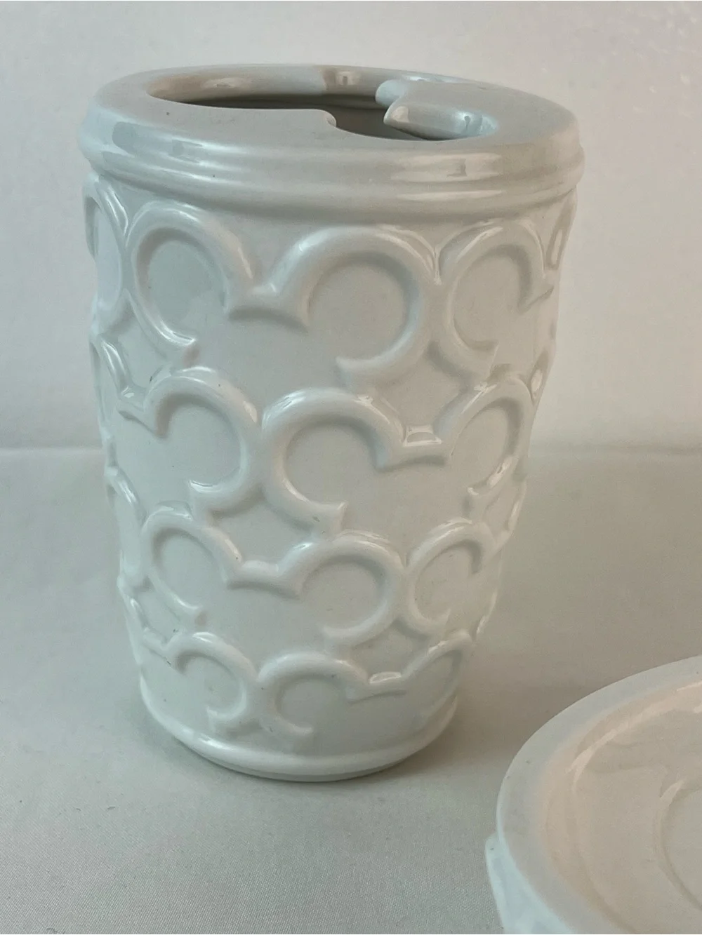 Mickey Mouse White Ceramic Soap Dish and Toothbrush Holder Brand New Disney 2pc